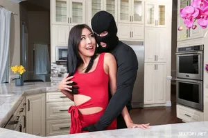 Cô giáo mới ra tù sau 3 năm vì tội đụ với học trò bây giờ ra sao…