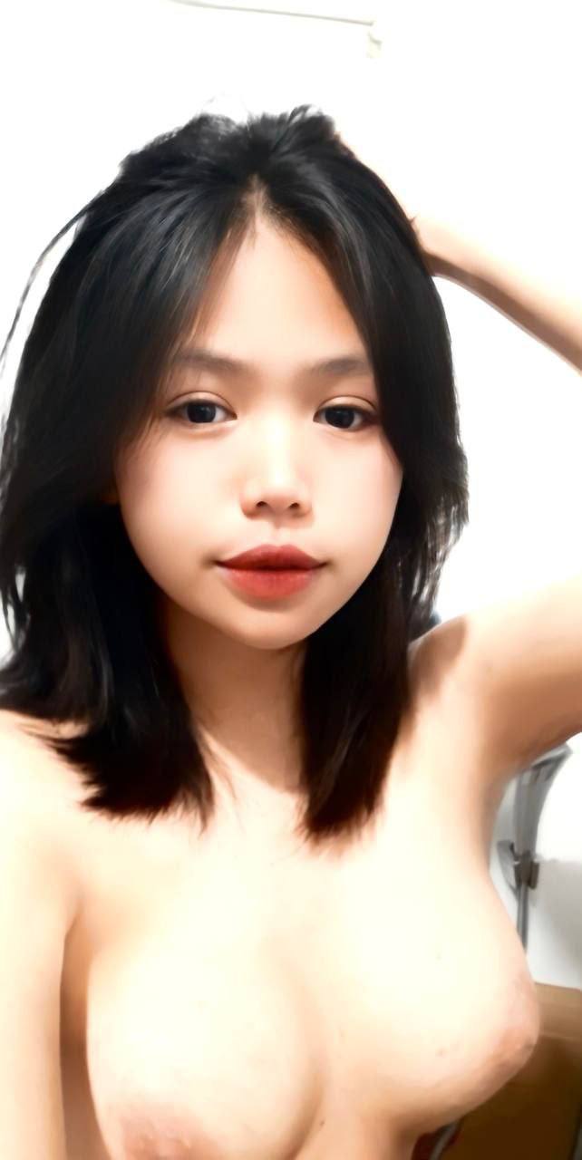 Cô nàng có sự tương phản tốt nhất là sinh viên ngành thẩm mỹ Thượng Hải Yiming?? Video sex khiêu dâm với nhiều người nước ngoài có của quý lớn