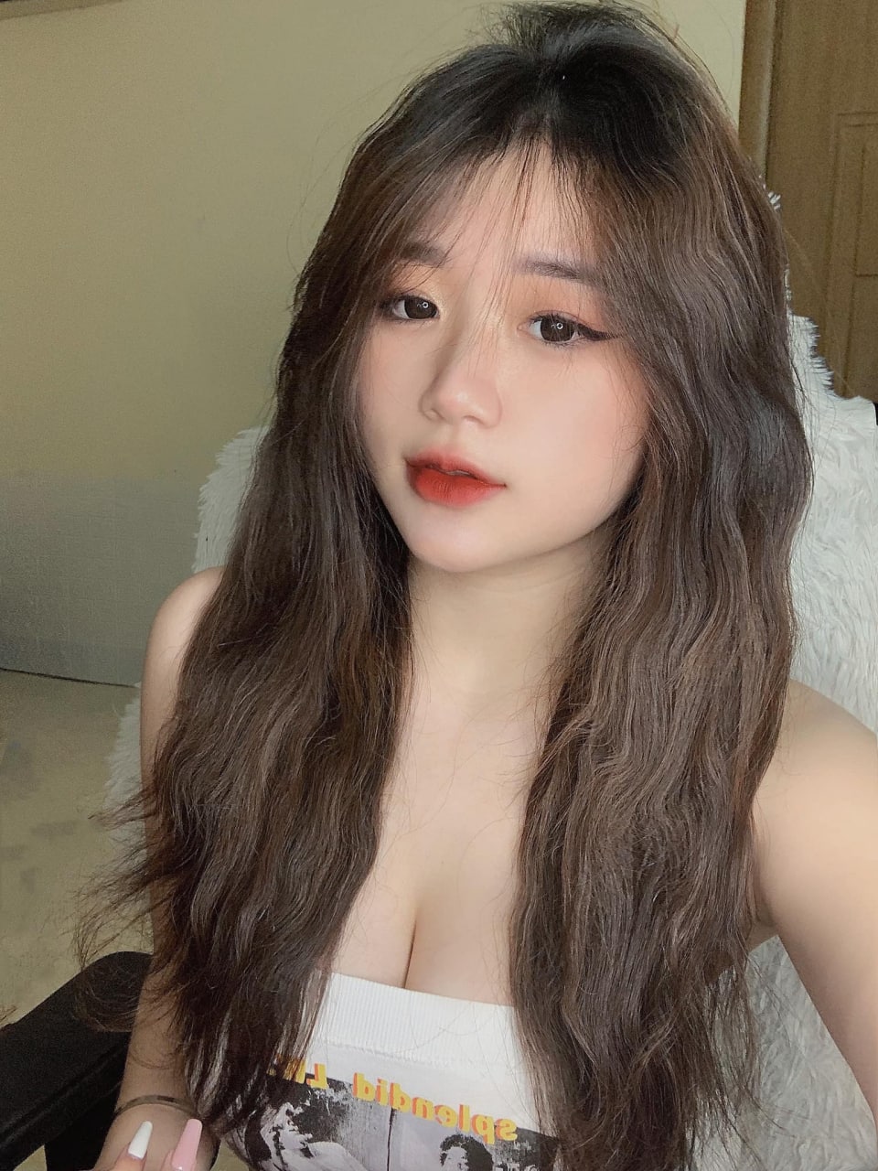 Bị Anh xã phát hiện vụng trộm với bạn thân và cái kết nát bướm