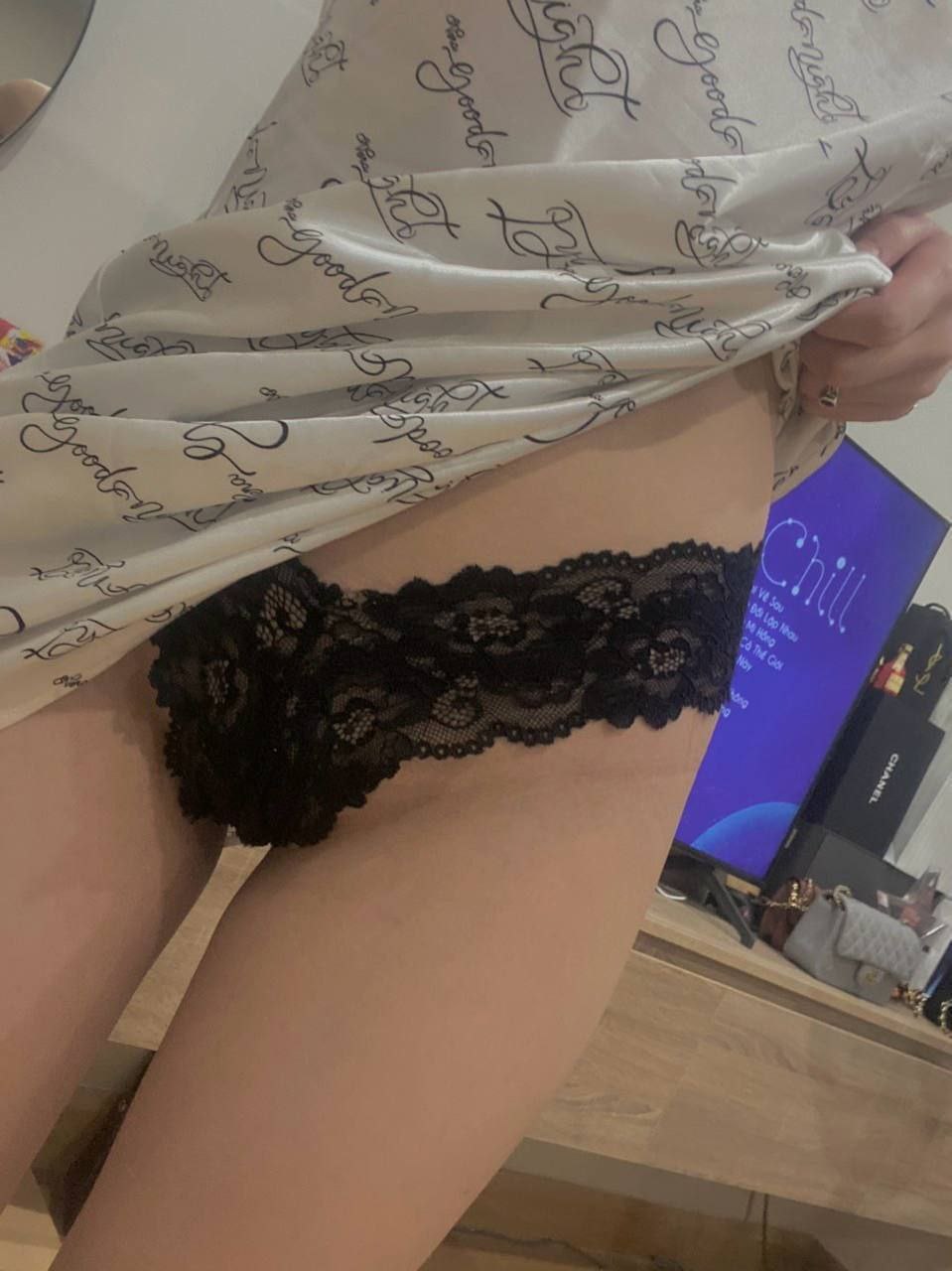 Xem huấn luyện viên thể hình của tôi thủ dâm cho tôi